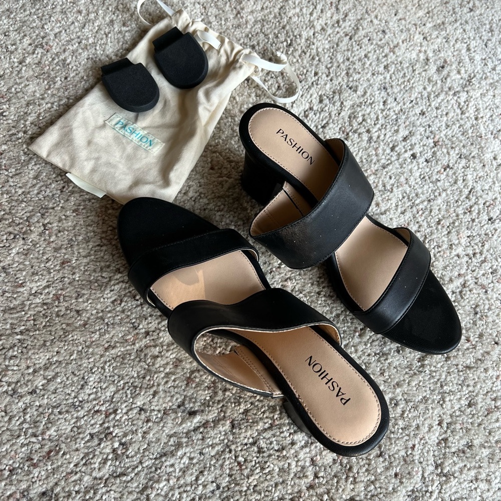 Black 2 strap heels size 8. Convertible heels convert to flats, and back again.